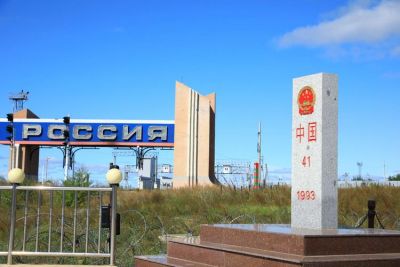 China-Russia border land ports still maintain the mode of «people stop goods pass» - Company News